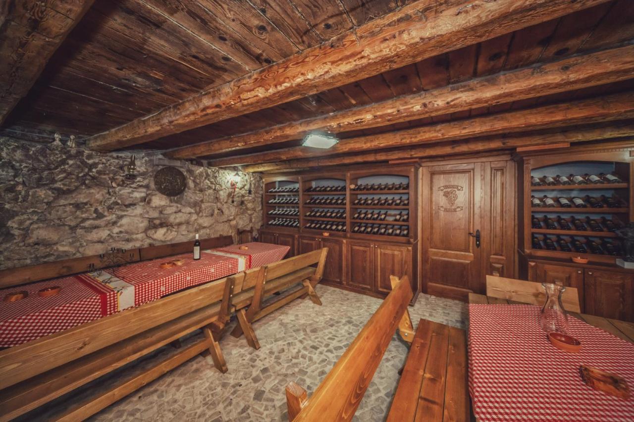 Apartments "Old House Pajovic" Virpazar Esterno foto